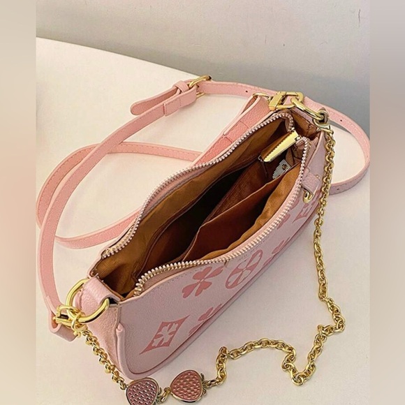 NWOT Pink, Versatile, Casual Cross Body Small Luxury Shoulder Bag Purse - Picture 8 of 8